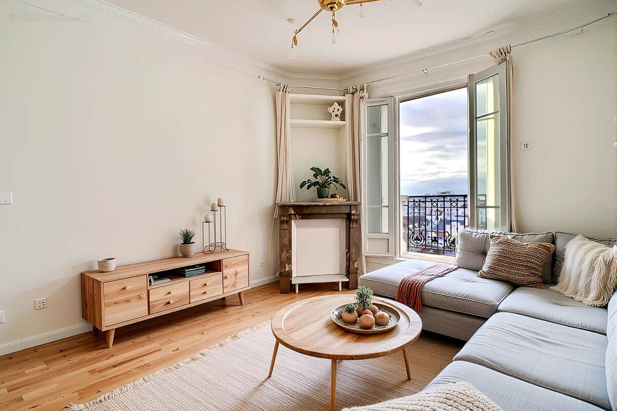 Appartement à COLOMBES