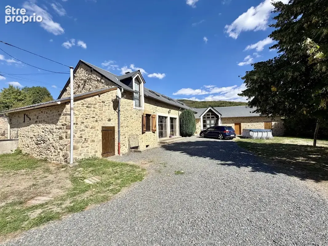 Photo Maison à Villapourcon au prix de 359 900€