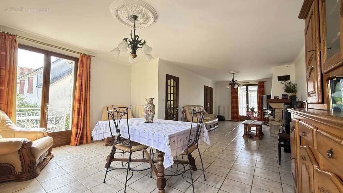 Maison à DOMONT