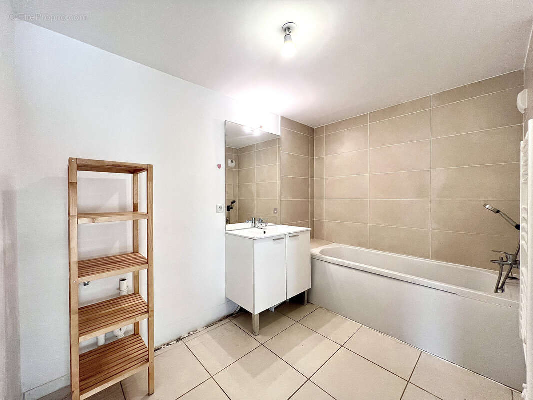 Appartement à MARSEILLE-13E