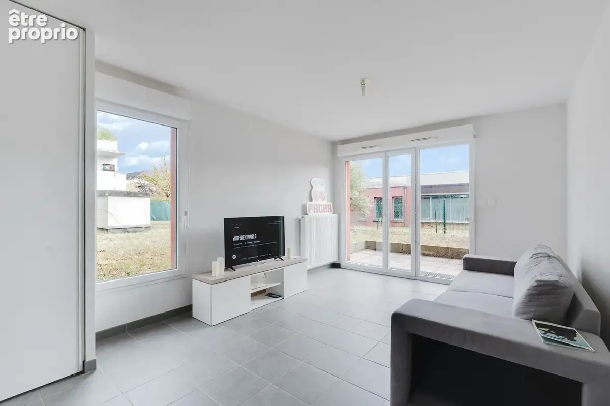 En exclusivité ! Appartement T1 de 33,63 m2 en rez-de-jardin à Borderouge - photo 1