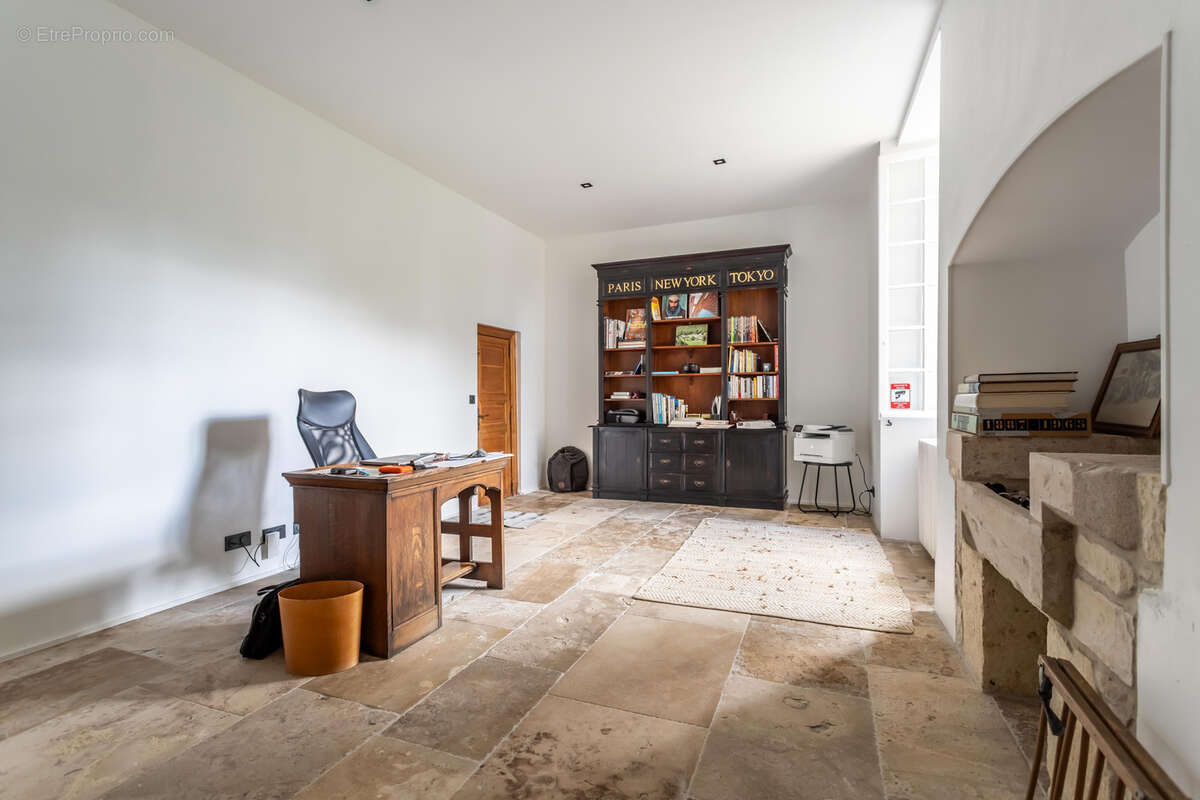 Maison à BAGAT-EN-QUERCY