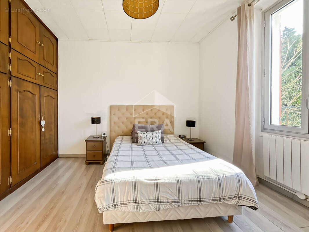 Maison à MARSEILLE-4E