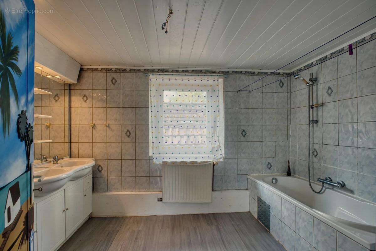 Maison à NIEDERBRONN-LES-BAINS