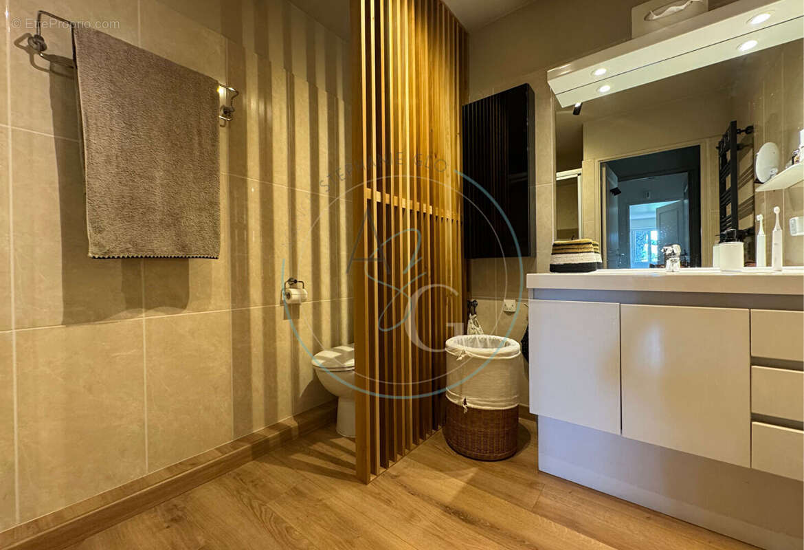 Appartement à GASSIN