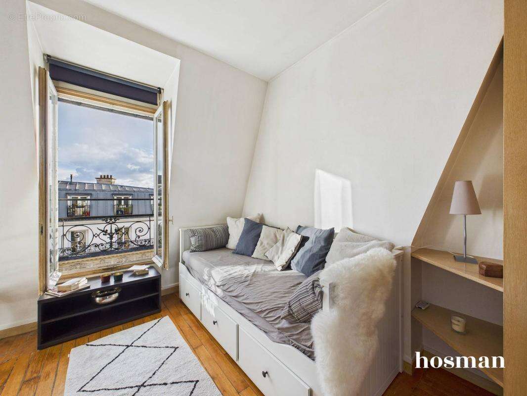 Appartement à PARIS-9E