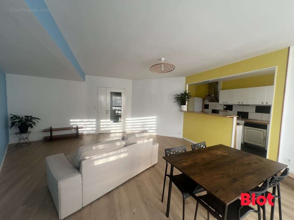 Appartement à CHANTEPIE