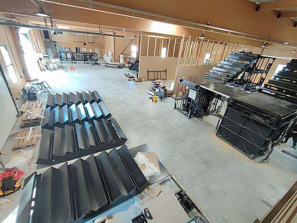 Autre à LA TOUR-DU-PIN