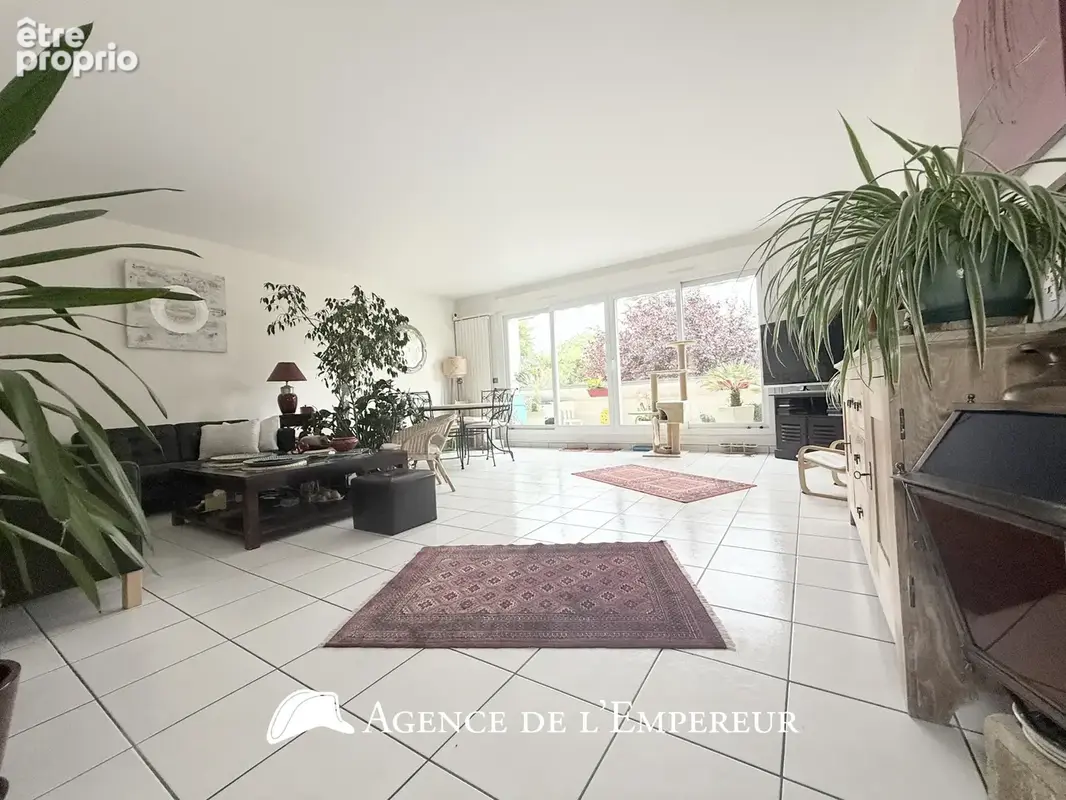 Appartement à RUEIL-MALMAISON