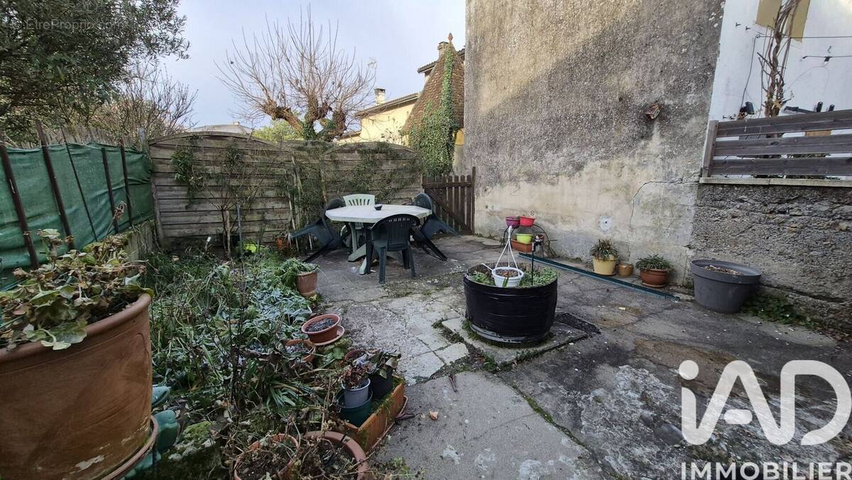 Photo 1 - Maison à CASTILLON-LA-BATAILLE