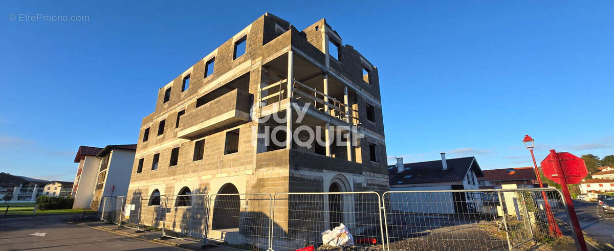 Appartement à CIBOURE