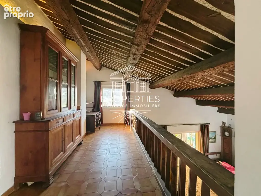 Le lavandou - maison indépendante - 6 pièces - 204 m² - 4 chambres - garage - photo 6