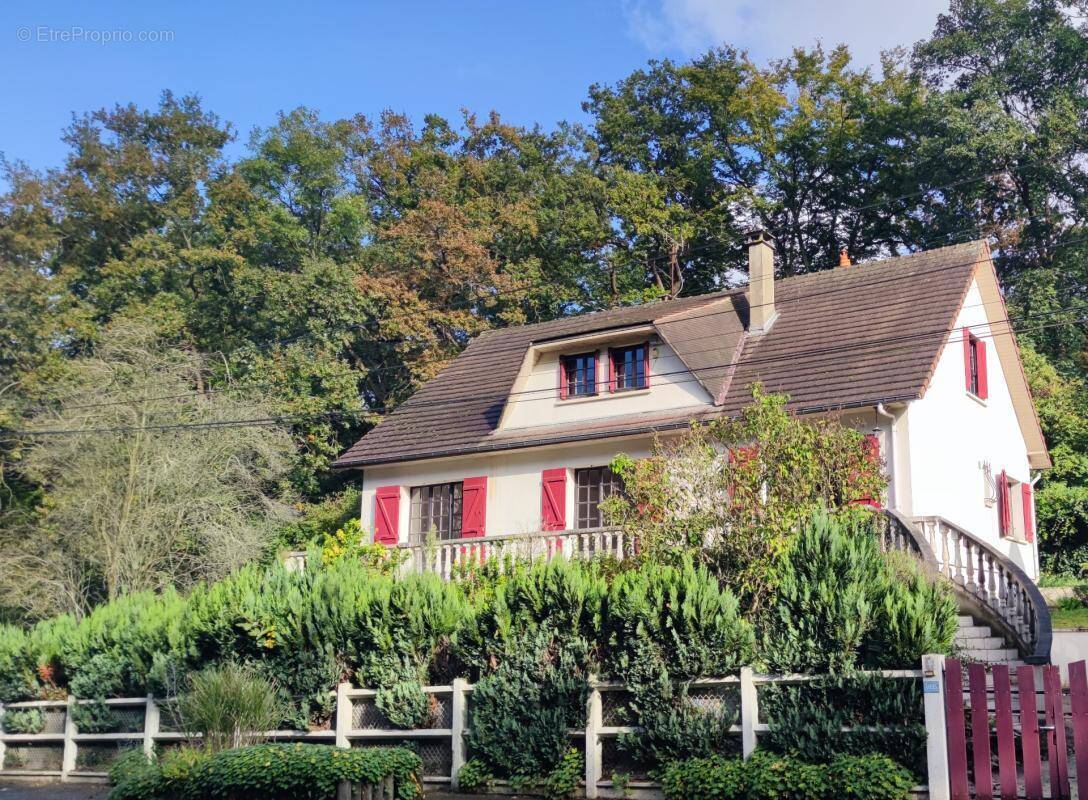 Maison à PETIT-COURONNE