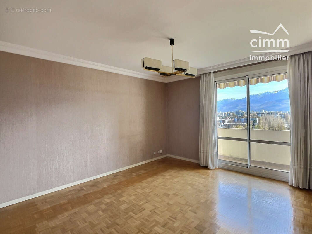 Appartement à SEYSSINET-PARISET