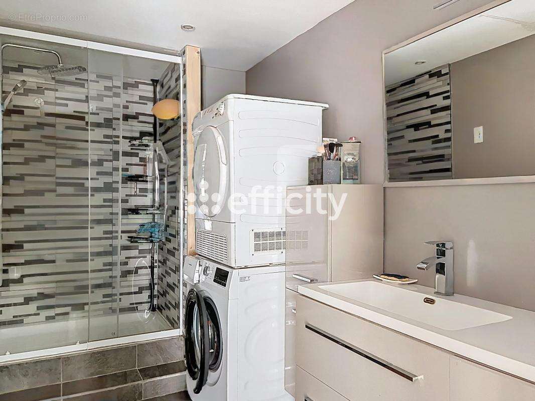 Appartement à CLUSES