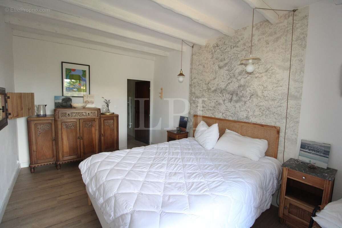 Maison à SAINT-MARTIN-DE-CASTILLON