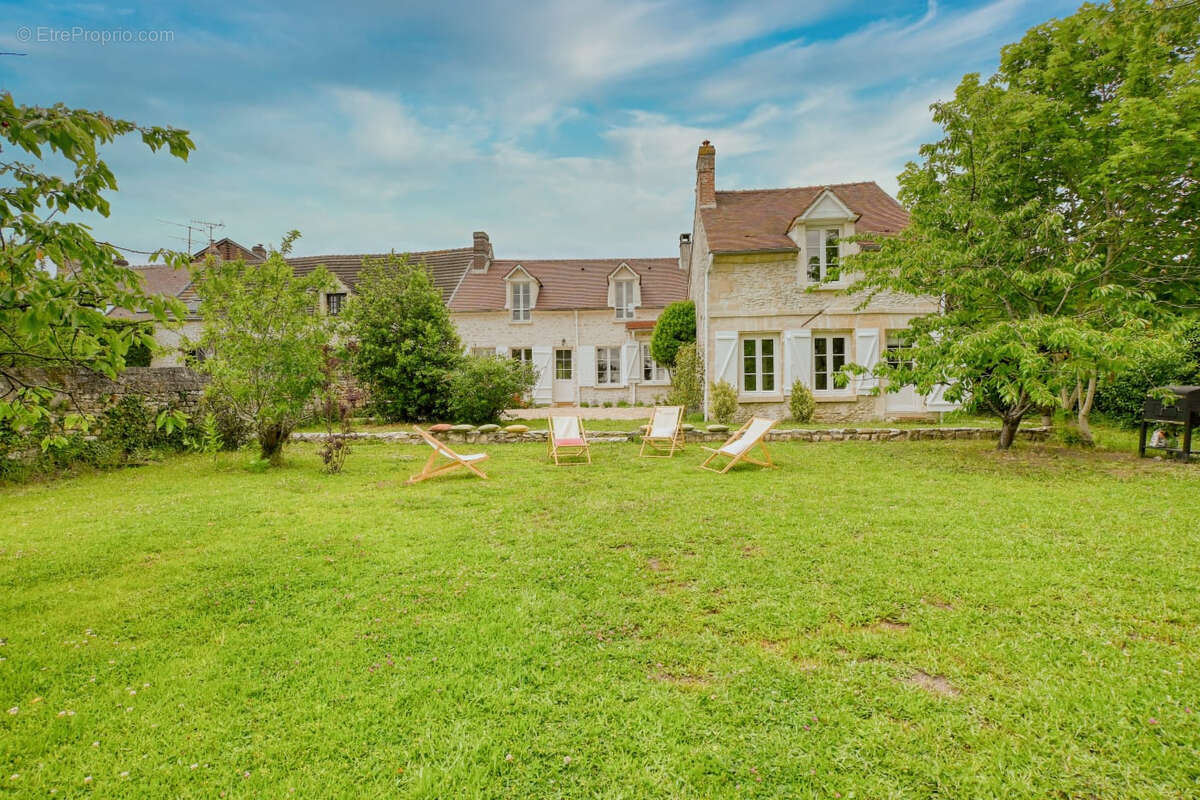 Maison à CHANTILLY