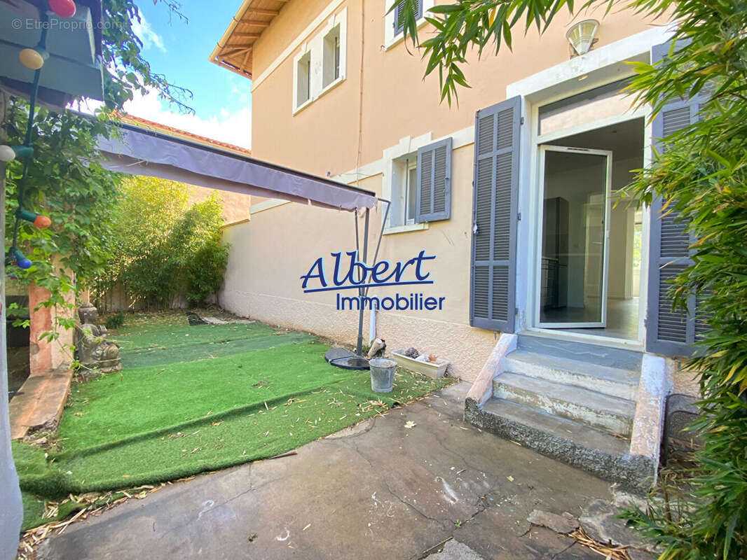 Maison Ollioules 115.82 m2 - photo 7