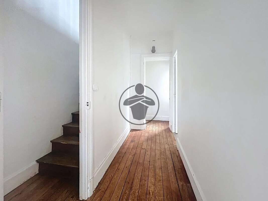 Maison à SAINT-QUENTIN