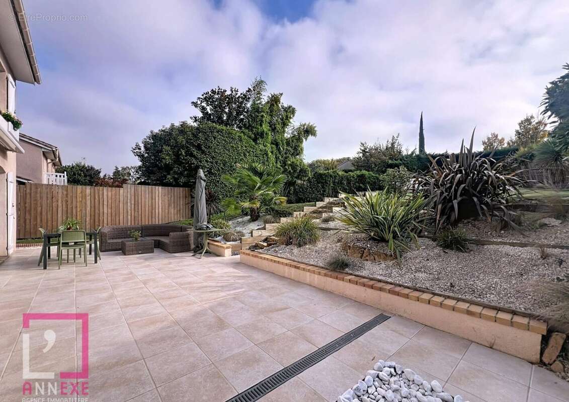 Maison à CAILLOUX-SUR-FONTAINES