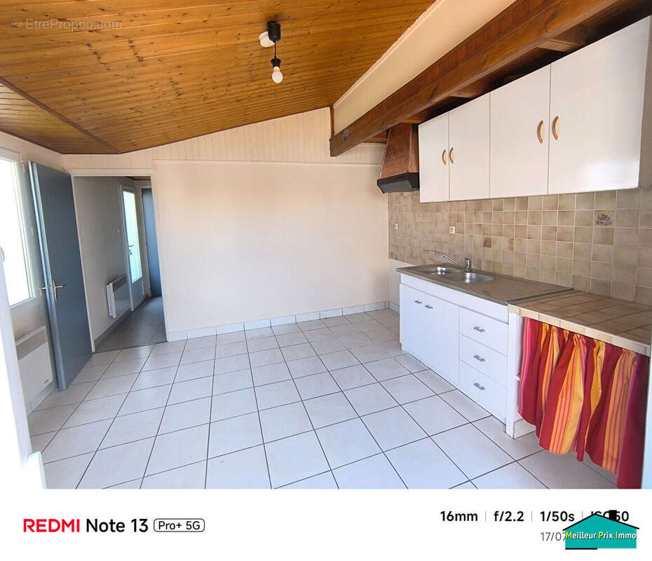Maison 3 chambres proche des plages + Studio + T2  sur environ 500m2 - photo 7