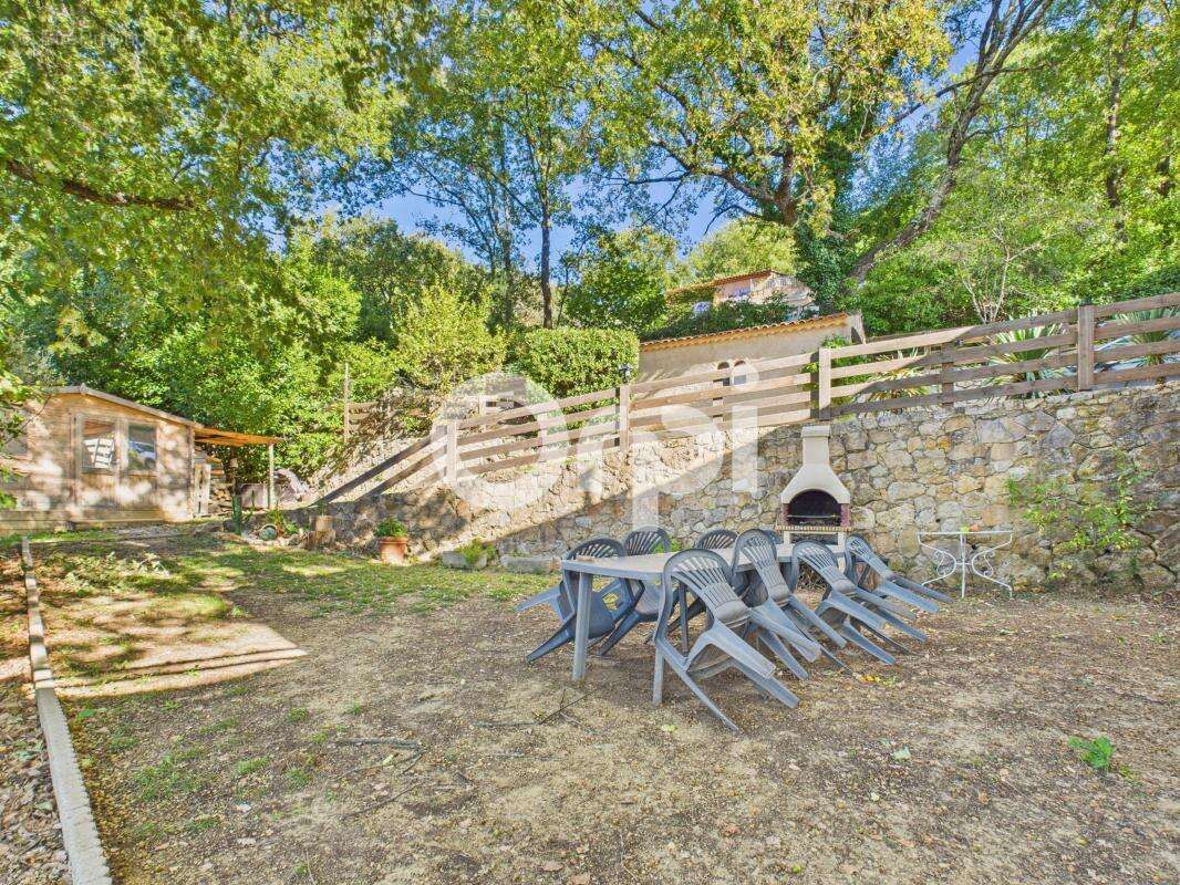 Appartement à MONTAUROUX