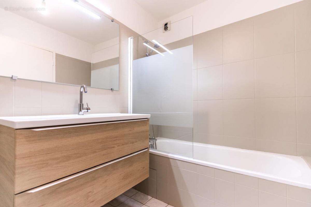Appartement à PONT-DE-CHERUY
