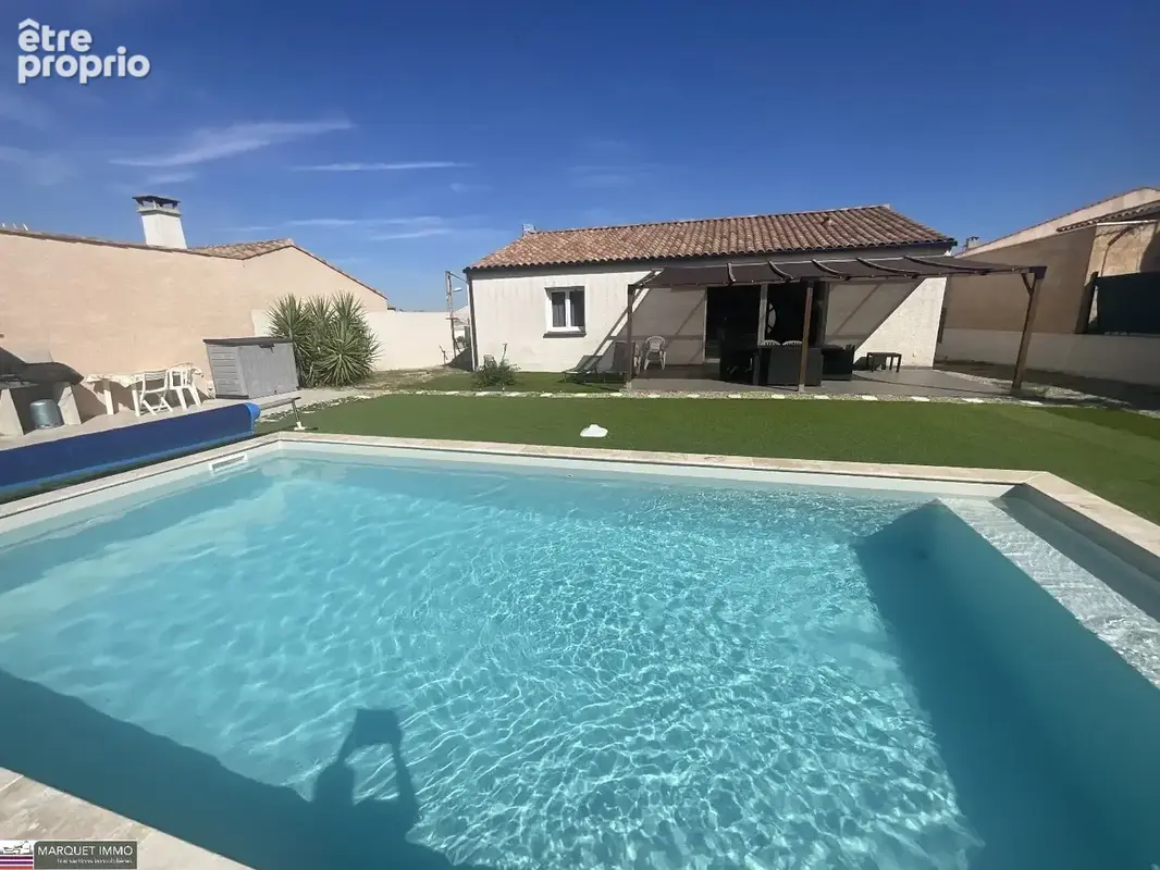 Villa T4 récente et fonctionnele, plain pied, offrant 155 m² en 4 faces sur 636 m² de terrain avec piscine et garage - photo 22