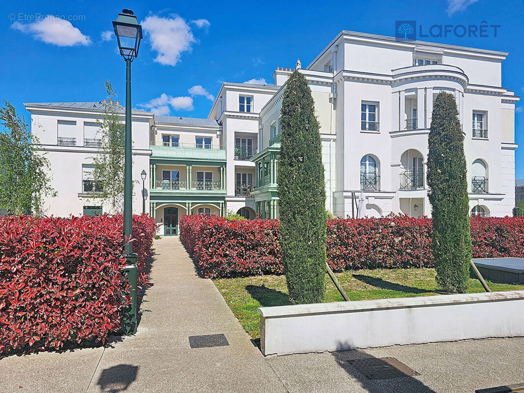 Appartement à SERRIS