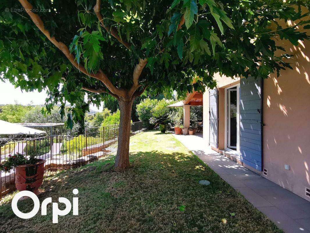 Maison à LA CADIERE-D'AZUR