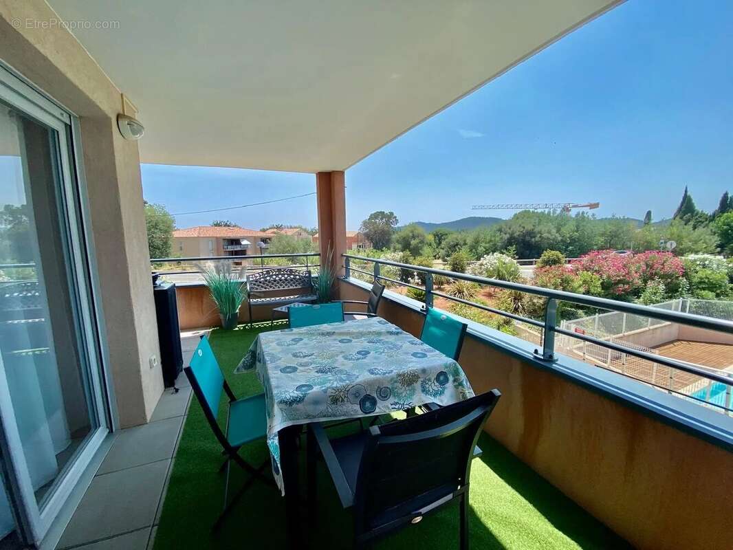Appartement à BORMES-LES-MIMOSAS