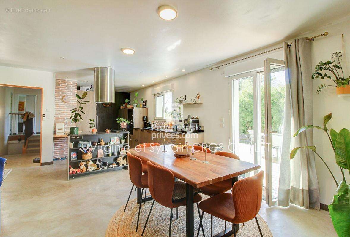 Maison à MONTASTRUC-LA-CONSEILLERE