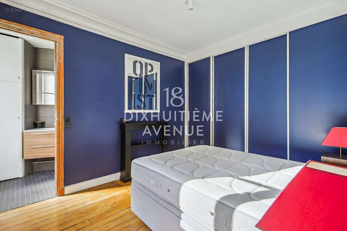 Appartement à PARIS-18E