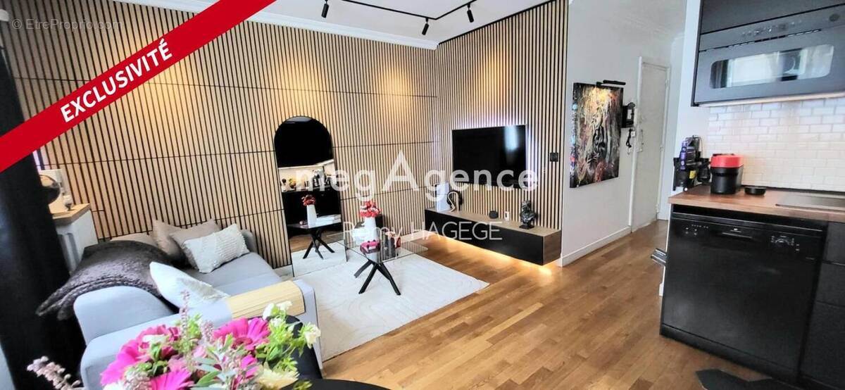Appartement à COURBEVOIE