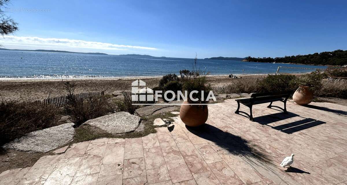 Appartement à LE LAVANDOU