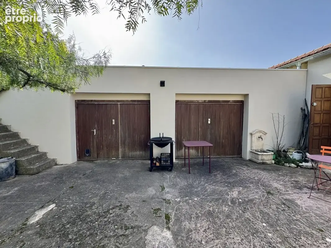 Villa familiale T8 avec beaucoup de charme entre Château-Gombert et Plan-de-Cuques, 240m2 sur 1400m2 de jardin - photo 25
