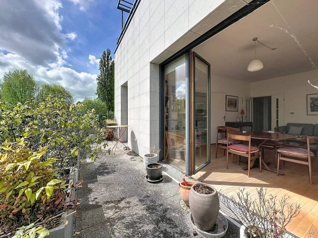 Appartement à GARCHES