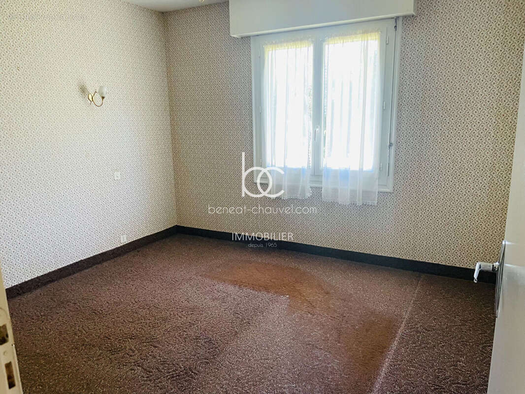 VENTE Maison de Charme SARZEAU  4 Chambres  Terrain 1300 m² Constructible  Proche Plages & Commerces  56370 - photo 6