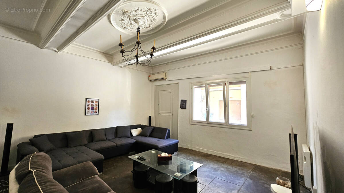 Maison à SAINT-GILLES