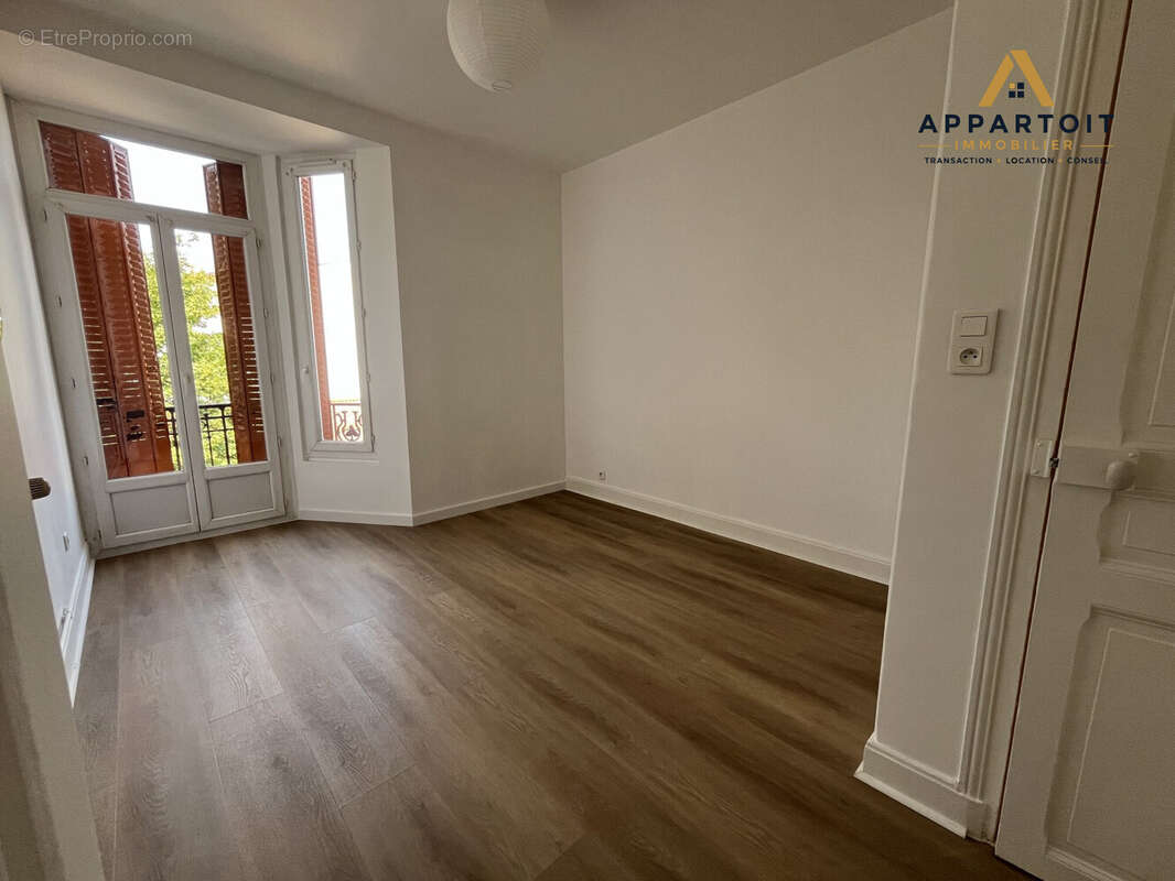 Appartement à VICHY