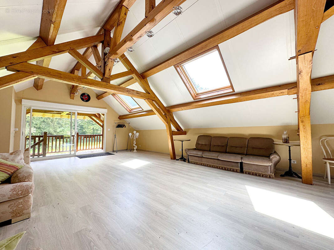 Maison à LA VENDUE-MIGNOT