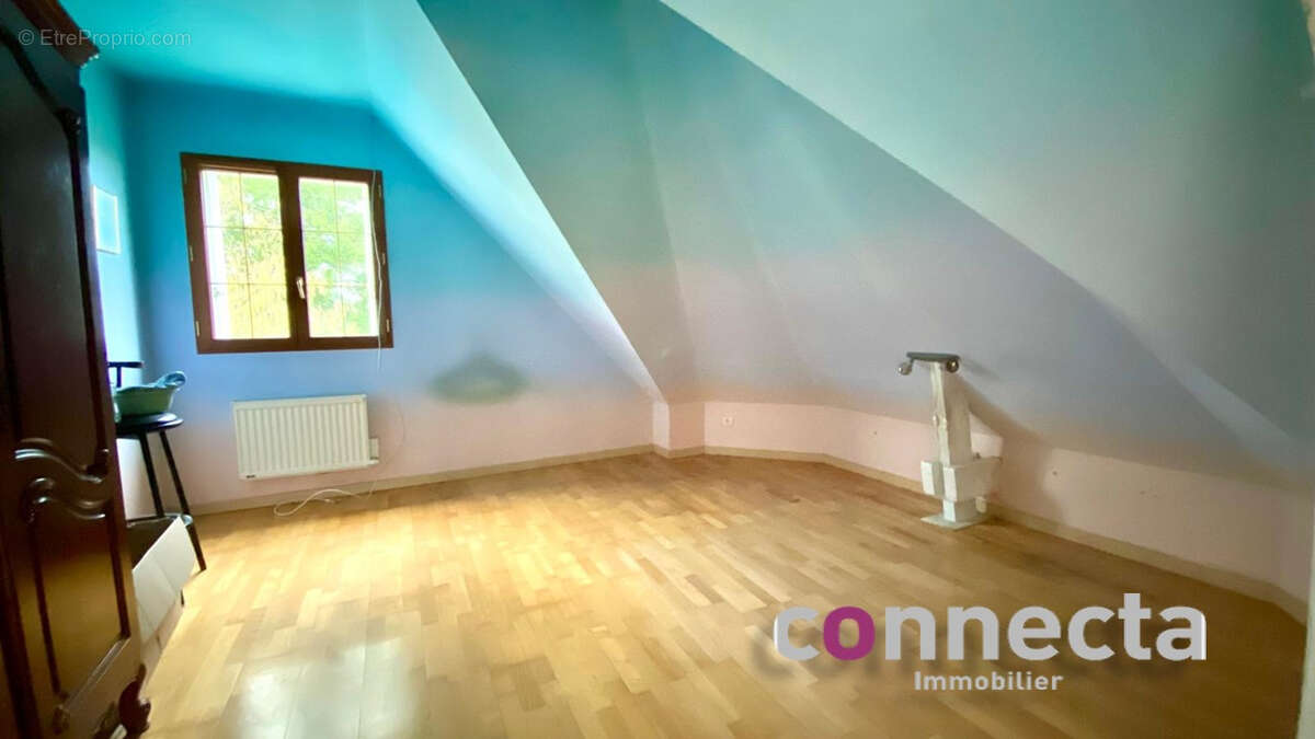 Maison à ROCHECORBON