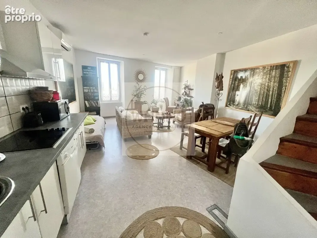 Maison de village rénovée avec garage et terrasse tropézienne - photo 10