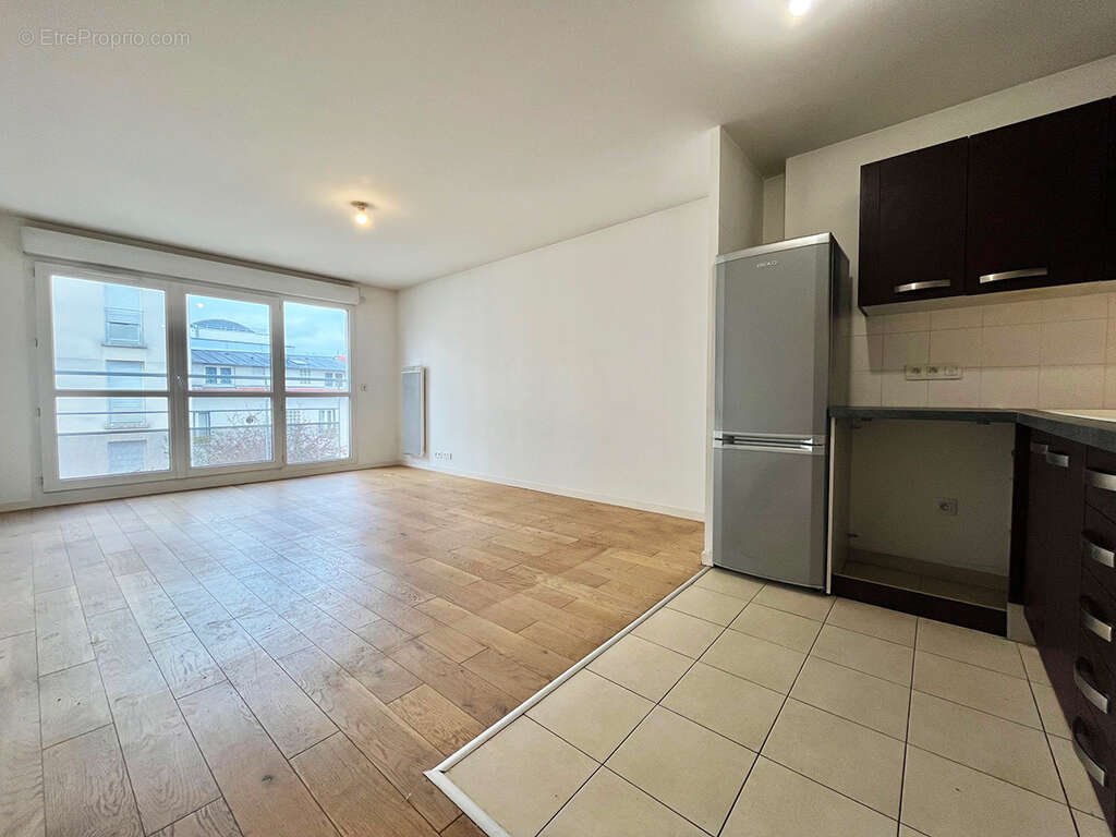 Appartement 74 m² à Argenteuil  - photo 3