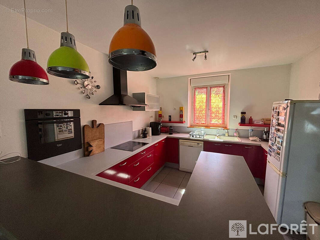 Maison Mainxe Gondeville 4 pièce(s) 126.38 m2 - photo 3