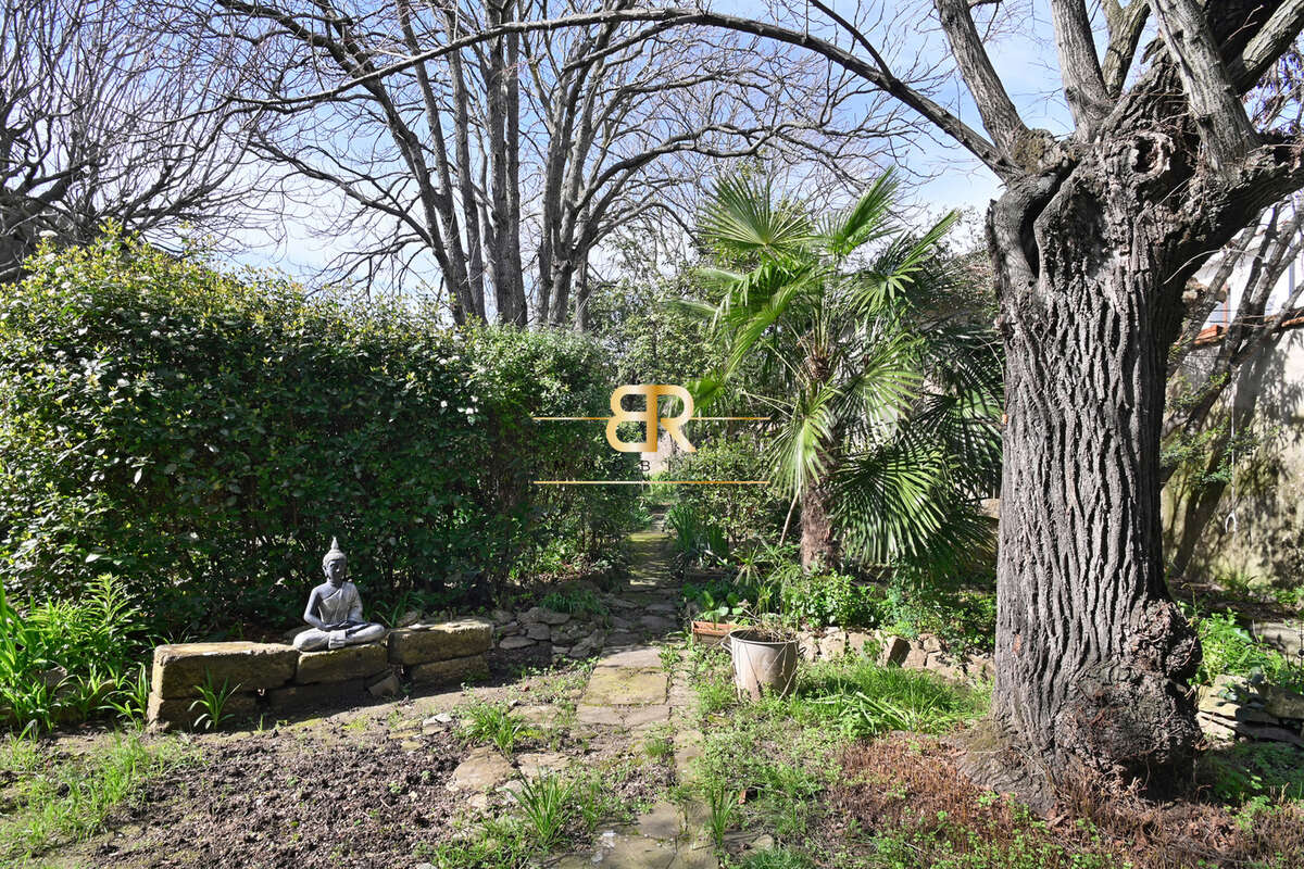 Maison à UCHAUD