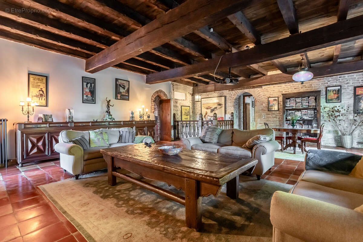 Château de luxe familial avec installations pour événements - photo 23