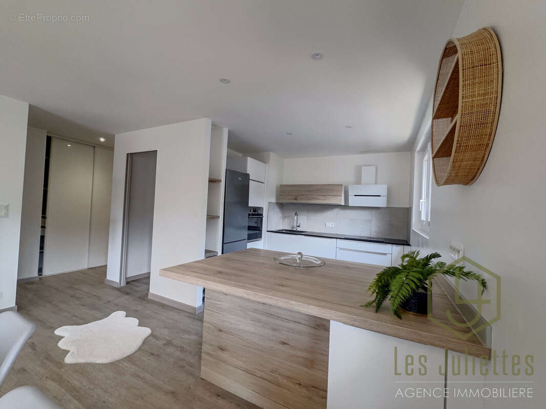 Appartement à LE BIOT