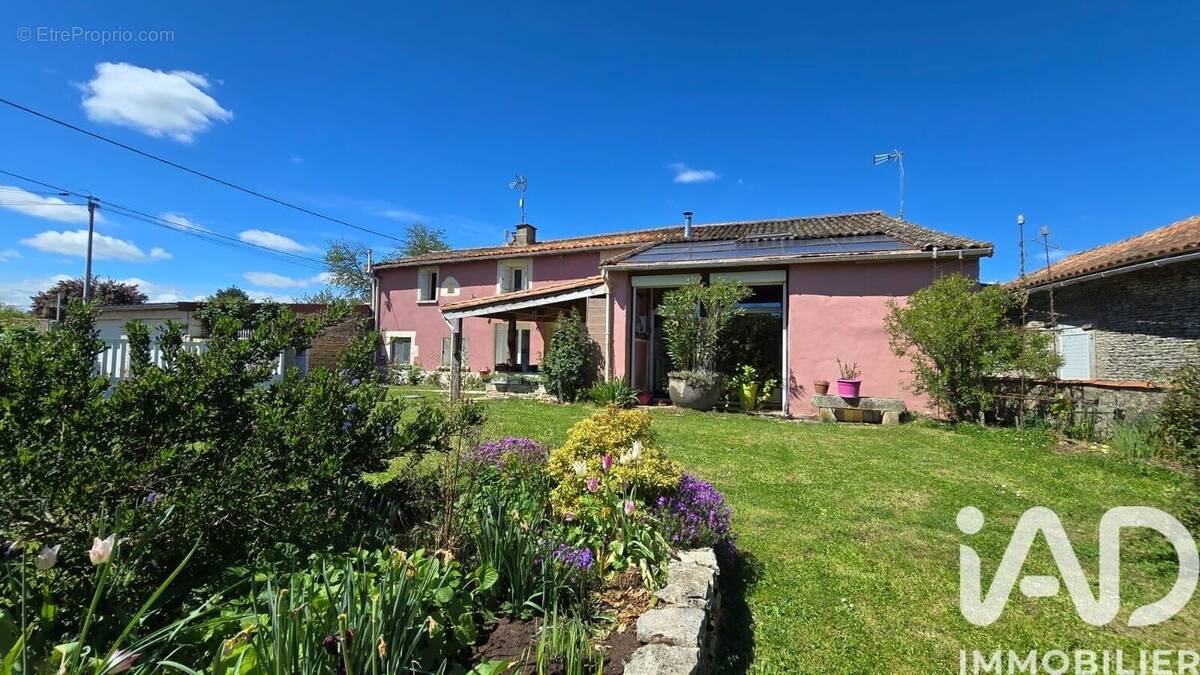 Photo 1 - Maison à BLANZAY