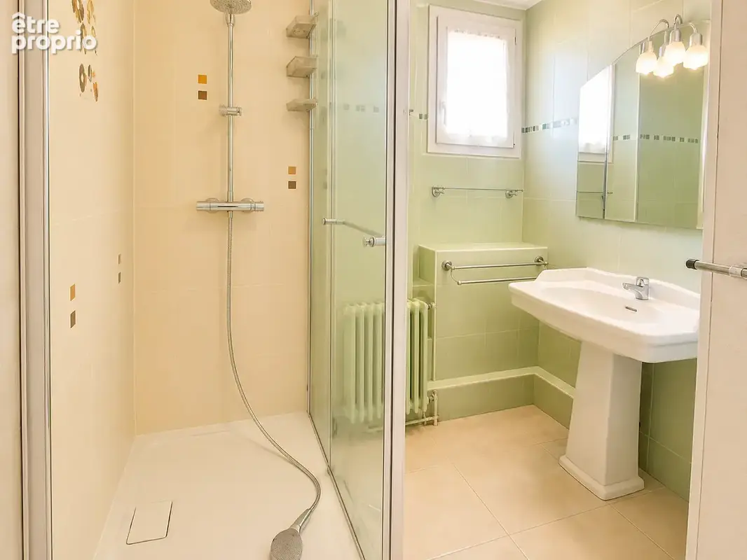 Noirmoutier-en-l'Ile centre. Maison de 211 m2 avec garage et jardin. 461 120 € FAI - photo 8